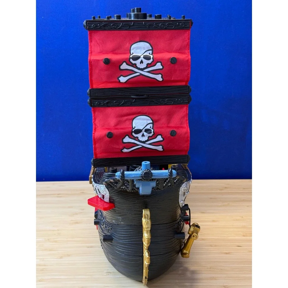 Fisher Price Imaginext Shark Bite Pirate Ship Playset with 4 Figures Black Red
